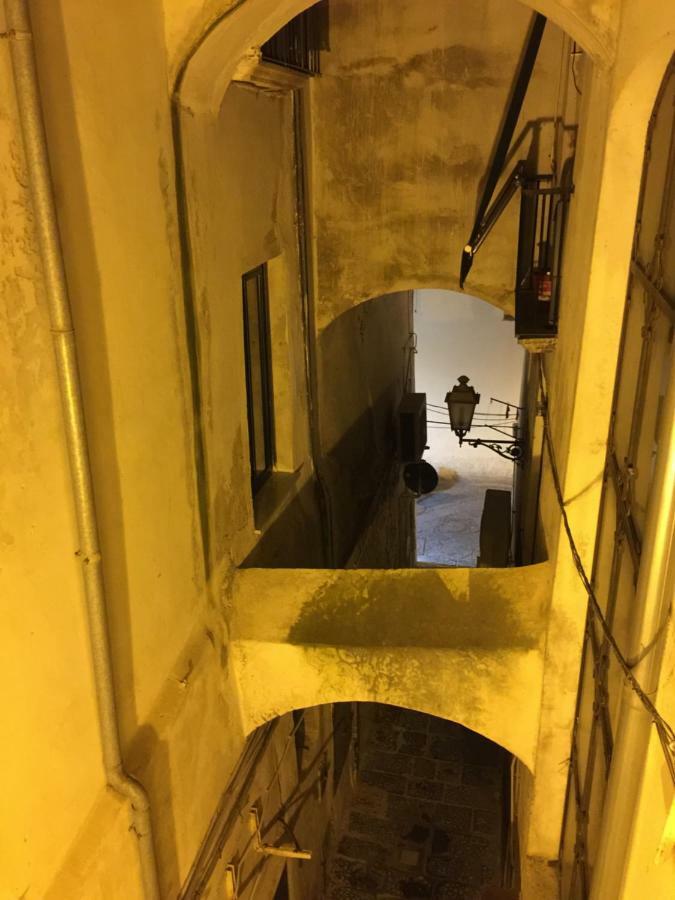 Dimora Dei Mercanti Salerno Eksteriør billede